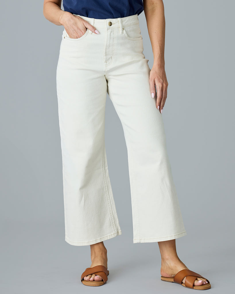 White cropped denim pants