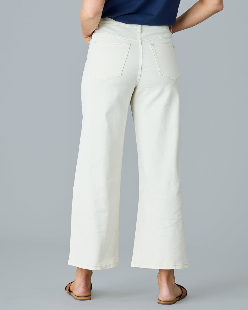 White cropped denim pants